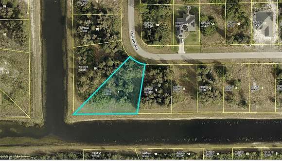 0.477 Acres of Residential Land for Sale in Lehigh Acres, Florida