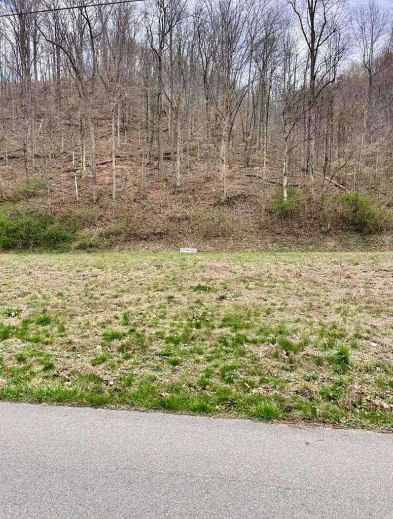 0.7 Acres of Residential Land for Sale in Pikeville, Kentucky