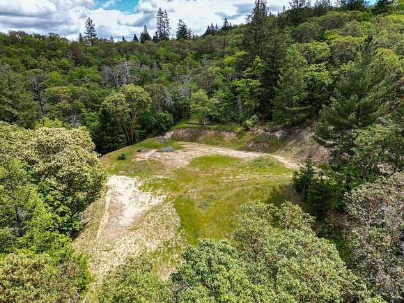 5 Acres of Residential Land for Sale in Grants Pass, Oregon