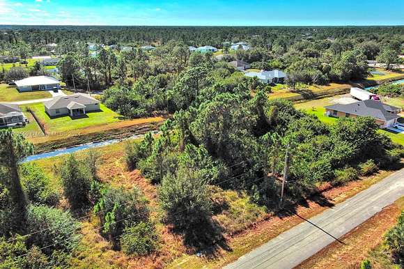 0.25 Acres of Residential Land for Sale in Lehigh Acres, Florida