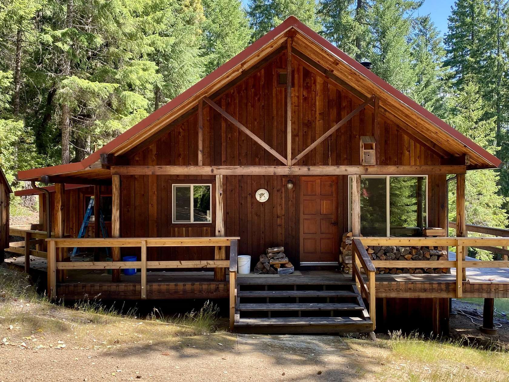 40 Acres of Recreational Land with Home for Sale in Agness, Oregon