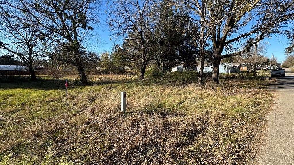 0.432 Acres of Residential Land for Sale in Wolfe City, Texas