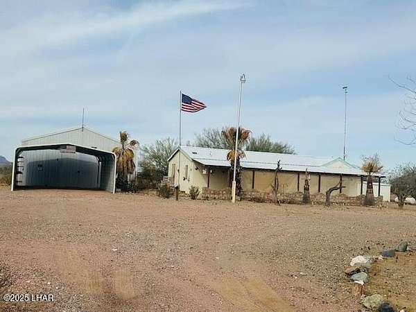 17.5 Acres of Land with Home for Sale in Salome, Arizona