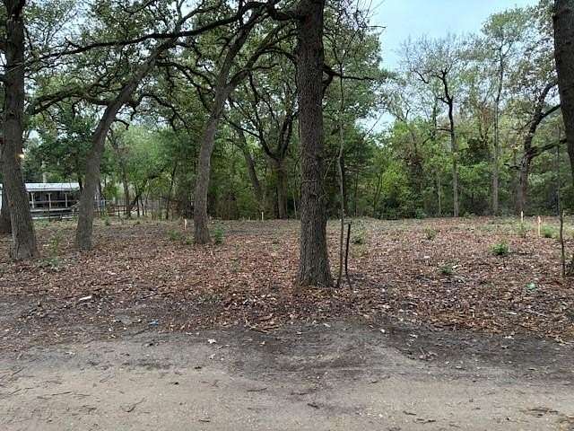 0.466 Acres of Land for Sale in Hawk Cove, Texas