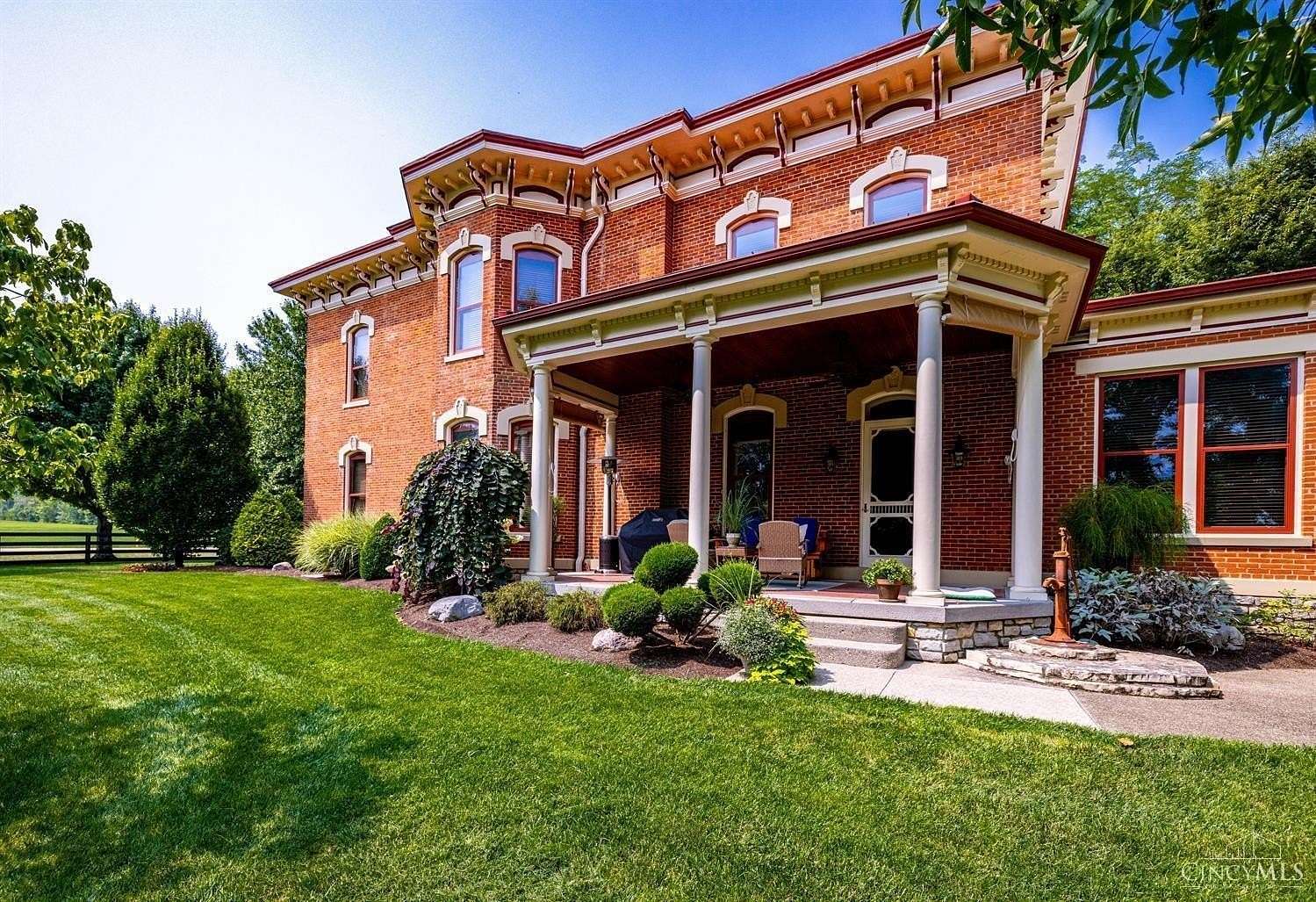 8 Acres of Residential Land with Home for Sale in Liberty Township, Ohio