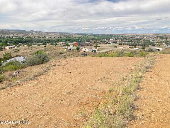 1.21 Acres of Residential Land for Sale in Dewey-Humboldt, Arizona