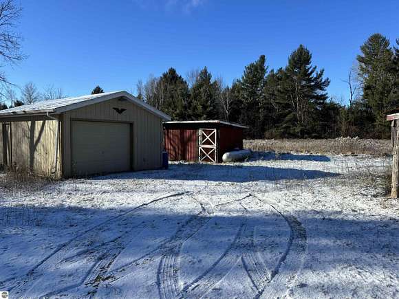 10 Acres of Land for Sale in Tawas City, Michigan