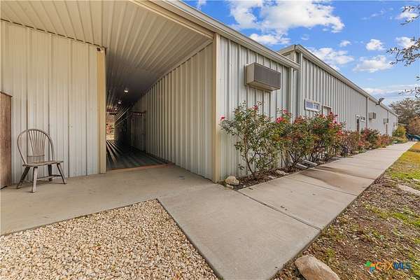 4.13 Acres of Improved Commercial Land for Sale in Killeen, Texas