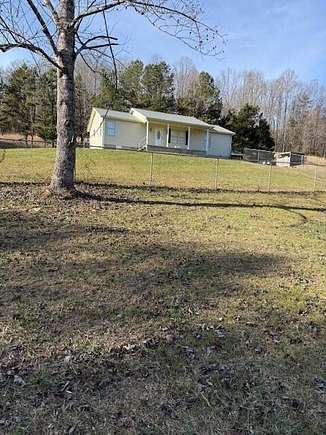 24 Acres of Land with Home for Sale in McKee, Kentucky