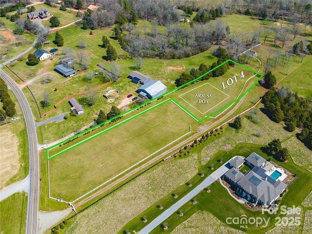 1.39 Acres of Residential Land for Sale in Mooresville, North Carolina