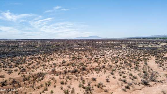 40.13 Acres of Land for Sale in Hereford, Arizona