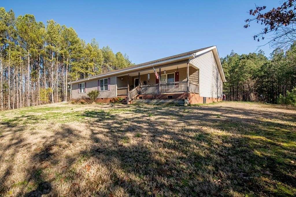 5.06 Acres of Residential Land with Home for Sale in LaFayette, Georgia