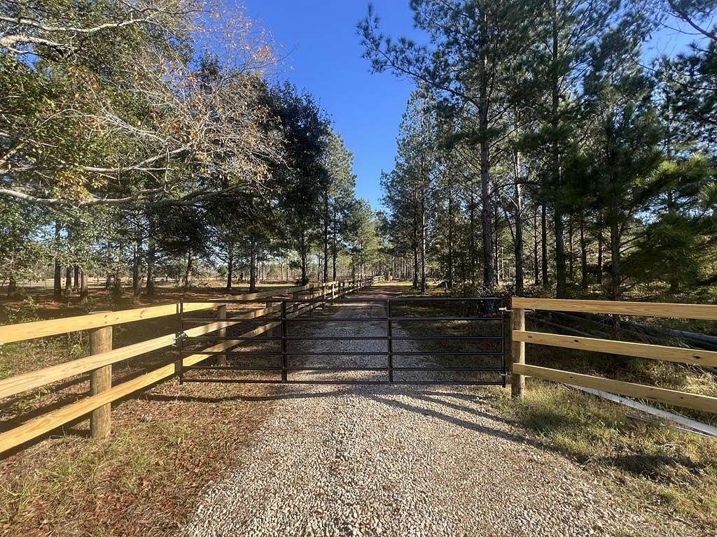 5.49 Acres of Land for Sale in Whigham, Georgia