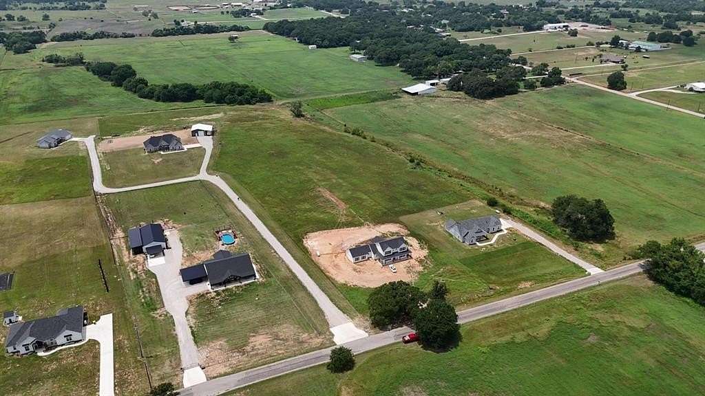 3.84 Acres of Residential Land for Sale in Paradise, Texas