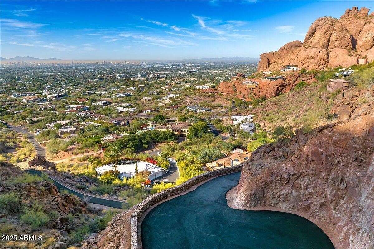 1.07 Acres of Residential Land for Sale in Phoenix, Arizona