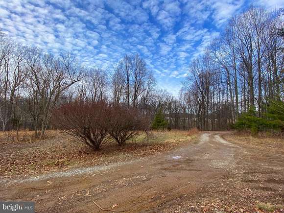 4.16 Acres of Residential Land for Sale in Knoxville, Maryland