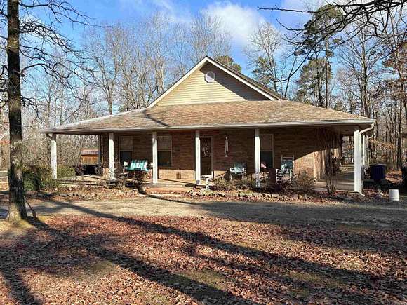 3.86 Acres of Residential Land with Home for Sale in Drasco, Arkansas