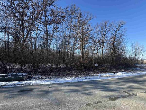 1 Acre of Residential Land for Sale in Oshkosh, Wisconsin
