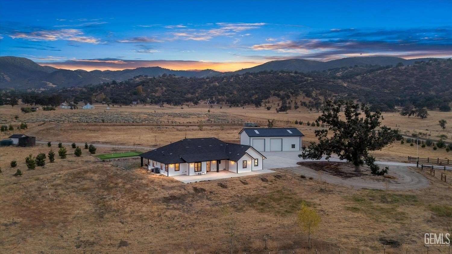 19.87 Acres of Land with Home for Sale in Tehachapi, California