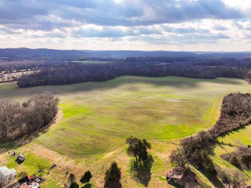 58.25 Acres of Agricultural Land for Sale in Spring City, Tennessee