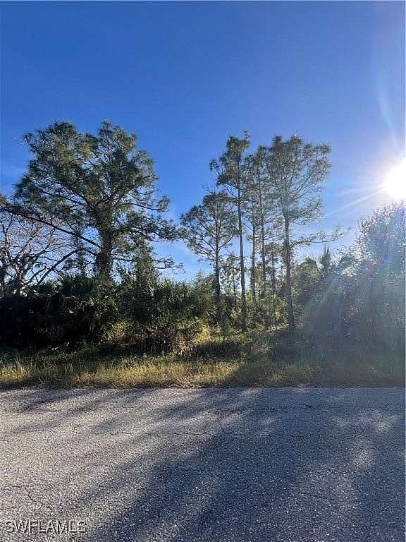 0.25 Acres of Residential Land for Sale in Lehigh Acres, Florida