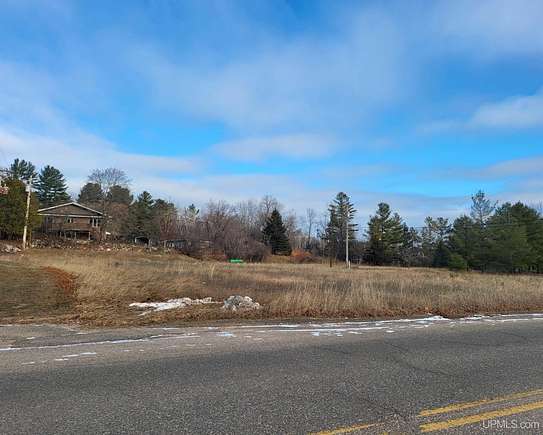 0.75 Acres of Mixed-Use Land for Sale in Iron Mountain, Michigan