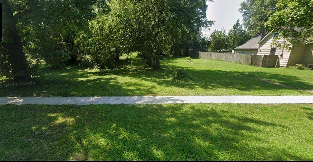 0.35 Acres of Residential Land for Sale in Mount Vernon, Illinois