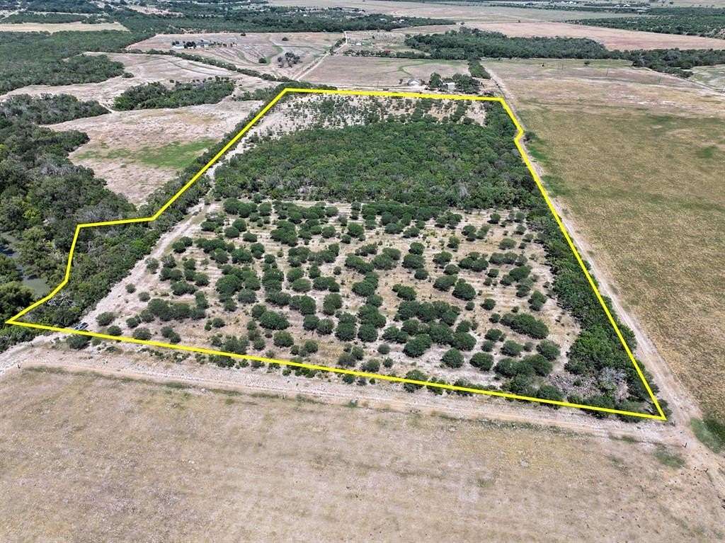 33.46 Acres of Land for Sale in Poth, Texas