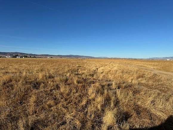 9.627 Acres of Land for Sale in Lancaster, California