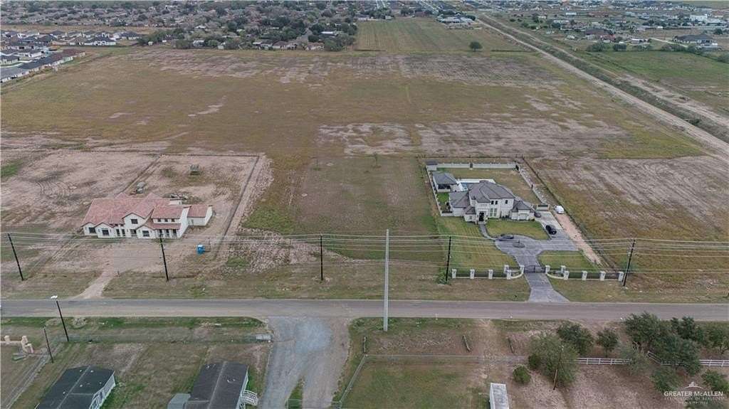 1 Acre of Residential Land for Sale in Edinburg, Texas