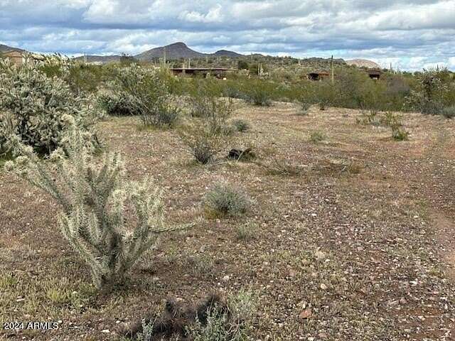 3.93 Acres of Residential Land for Sale in Morristown, Arizona