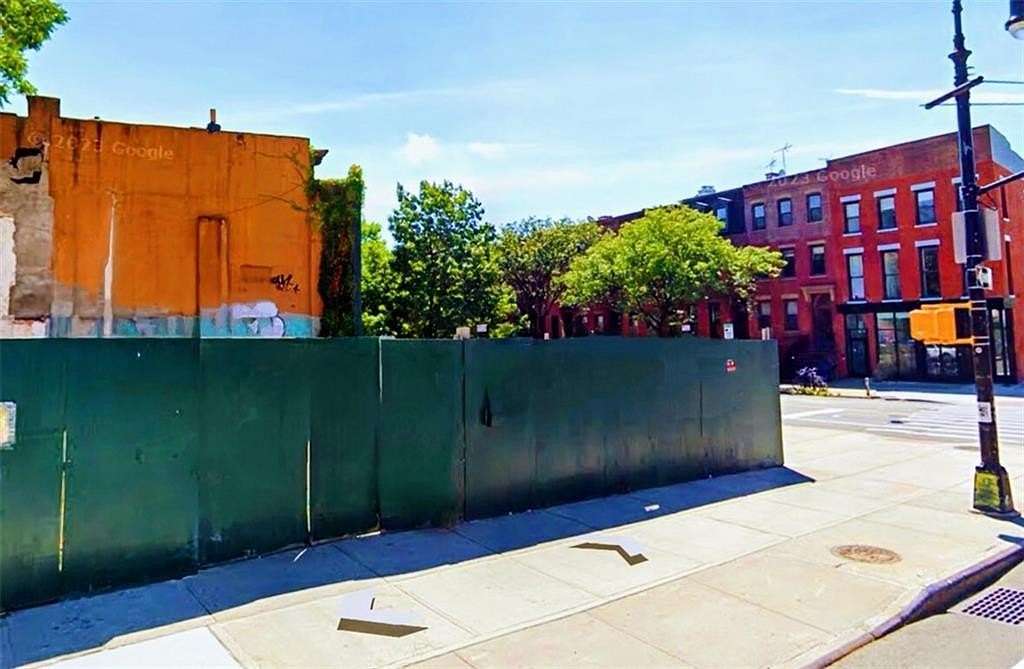 0.141 Acres of Mixed-Use Land for Sale in Brooklyn, New York