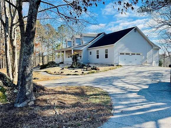 4.99 Acres of Residential Land with Home for Sale in White, Georgia