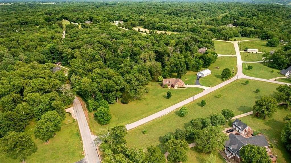 6.04 Acres of Residential Land with Home for Lease in Bentonville, Arkansas