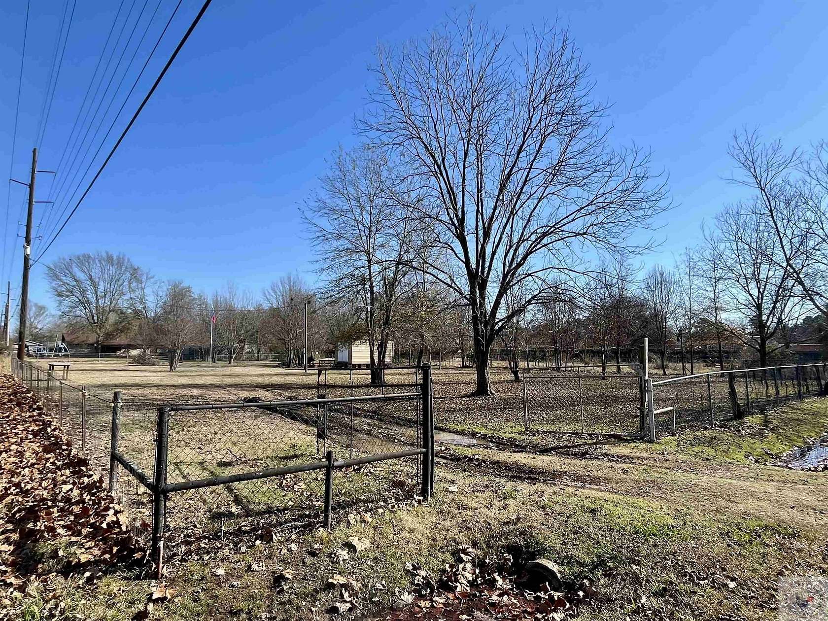 0.69 Acres of Residential Land for Sale in Hooks, Texas