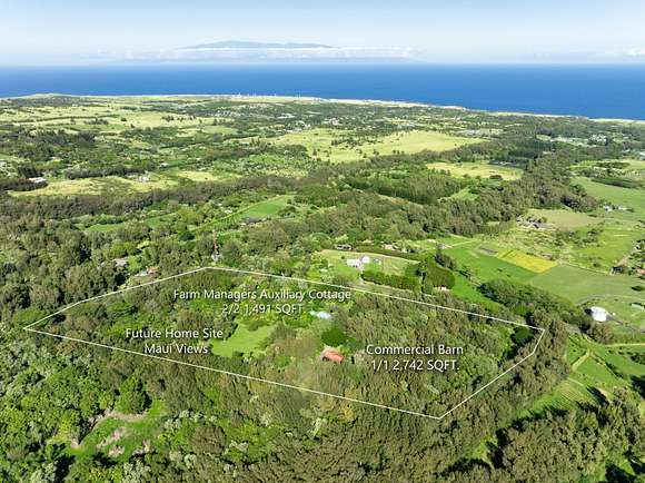 21.136 Acres of Recreational Land with Home for Sale in Kapaau, Hawaii