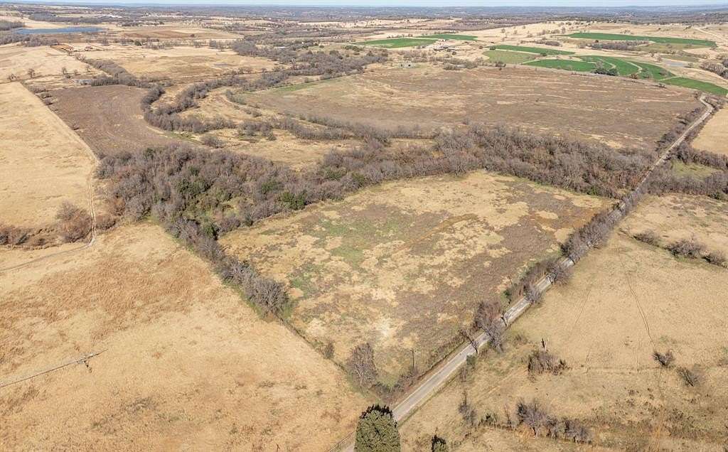 151.75 Acres of Land for Sale in Stephenville, Texas