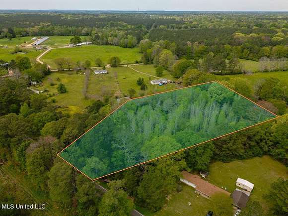 2.7 Acres of Residential Land for Sale in Mendenhall, Mississippi