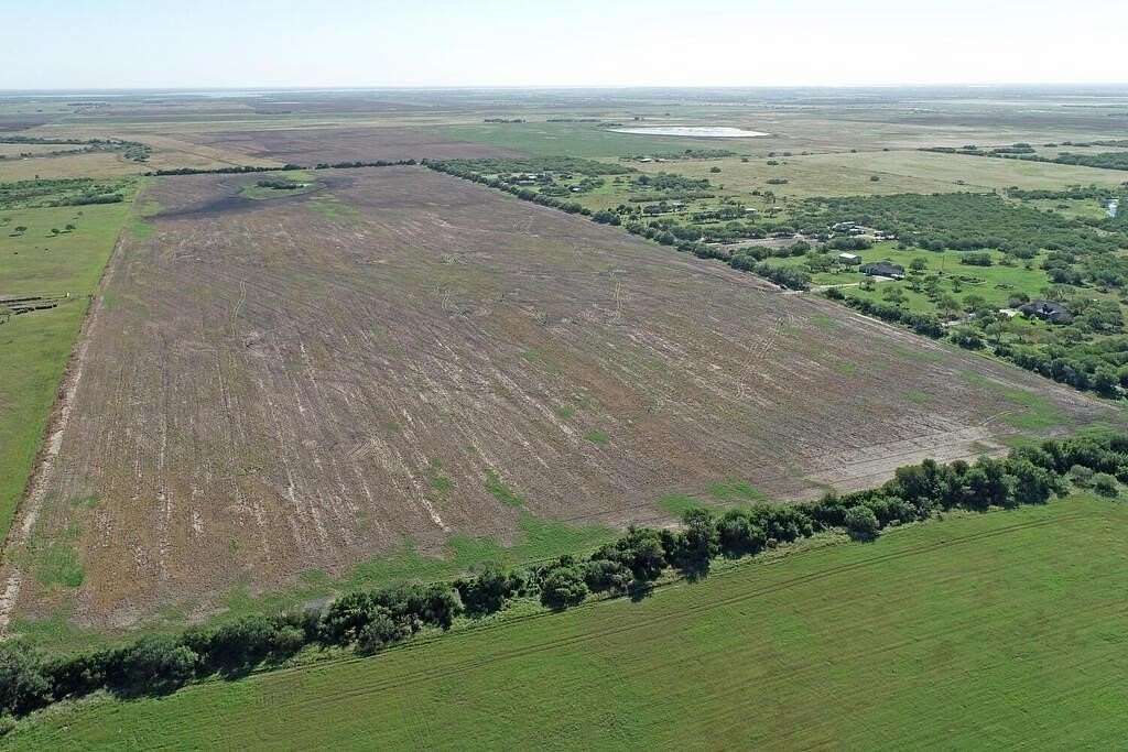 10 Acres of Residential Land for Sale in Kingsville, Texas