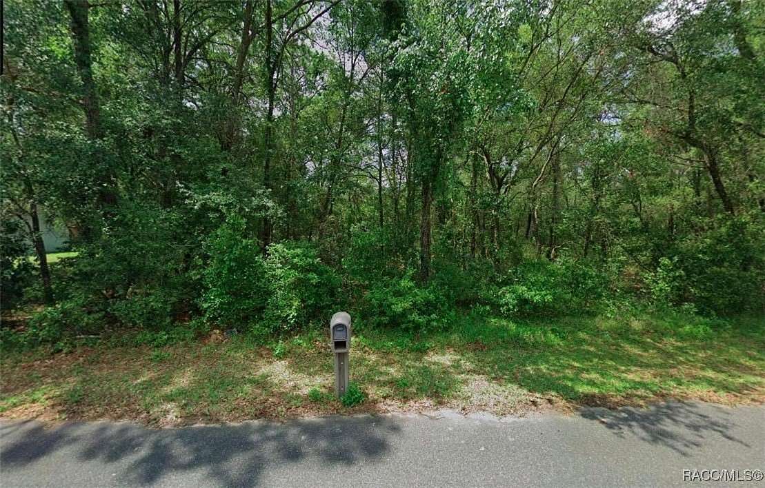 0.3 Acres of Land for Sale in Inverness, Florida