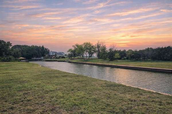 0.56 Acres of Residential Land for Sale in Corsicana, Texas