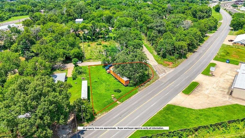 0.072 Acres of Land for Sale in Palestine, Texas