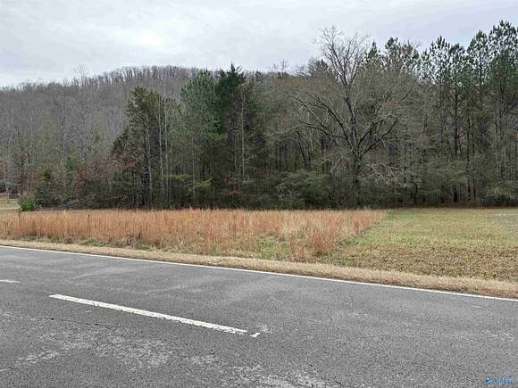 4.77 Acres of Land for Sale in Scottsboro, Alabama