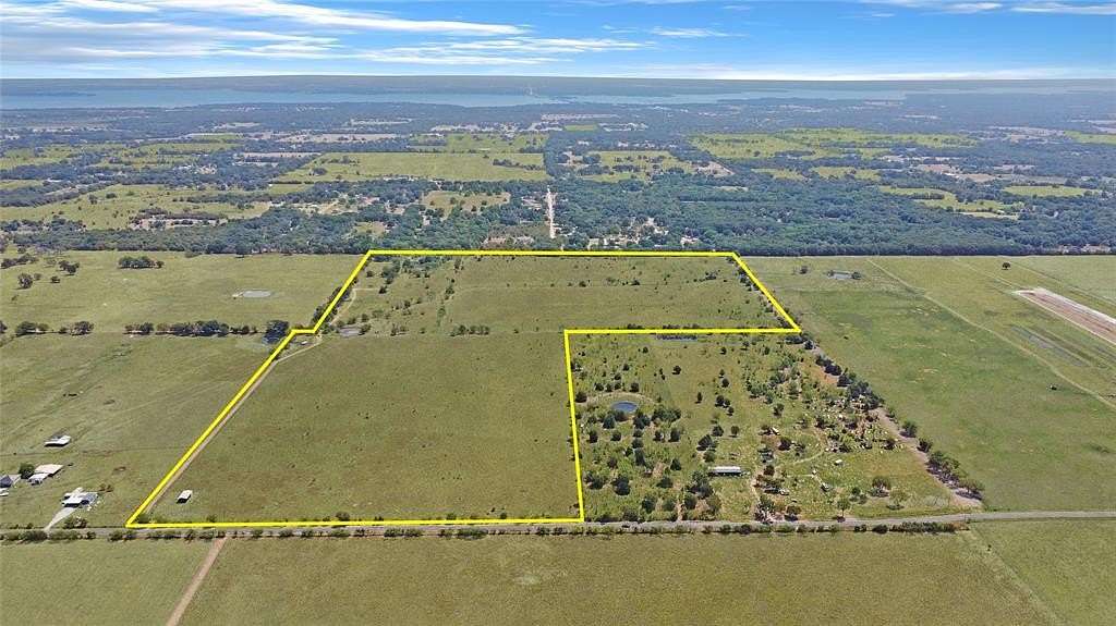 86.134 Acres of Agricultural Land for Sale in Kemp, Texas