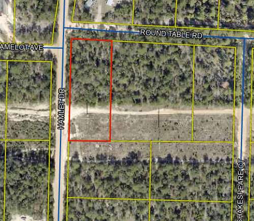 1.05 Acres of Residential Land for Sale in DeFuniak Springs, Florida