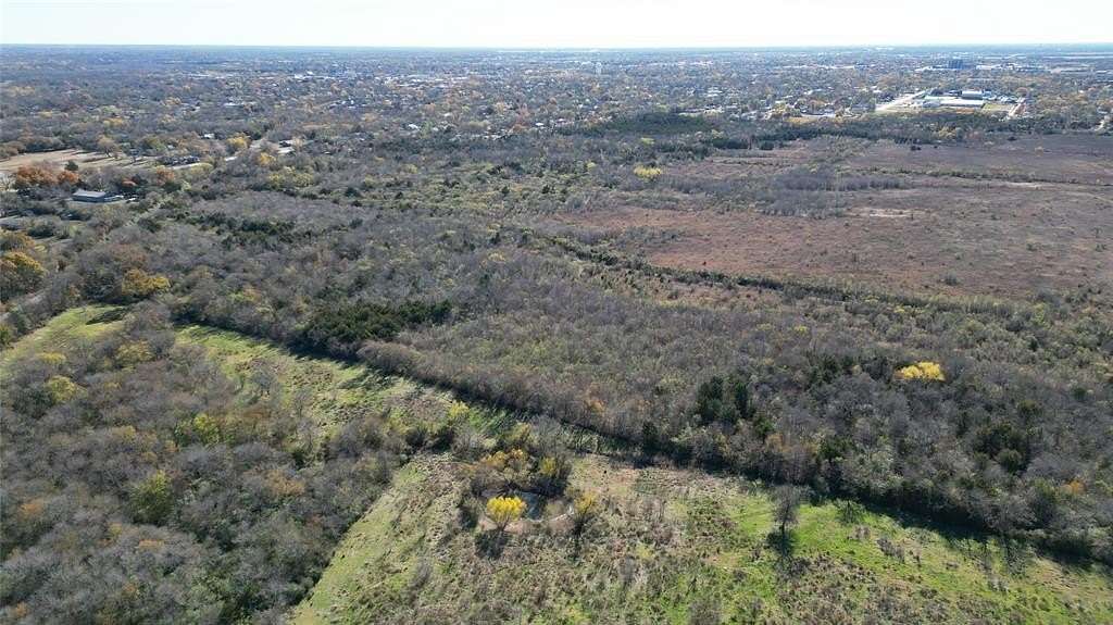 10.257 Acres of Land for Sale in Greenville, Texas