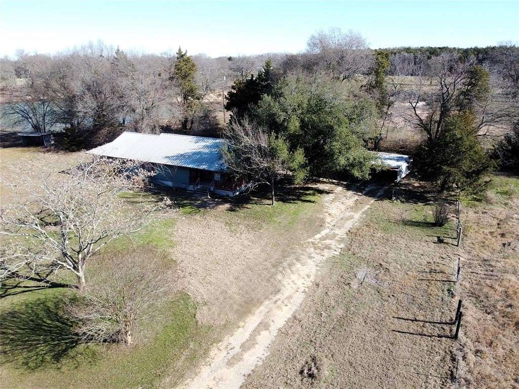 3.34 Acres of Residential Land with Home for Sale in Campbell, Texas