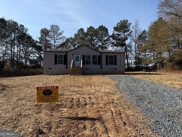 2.42 Acres of Residential Land with Home for Sale in Hull, Georgia