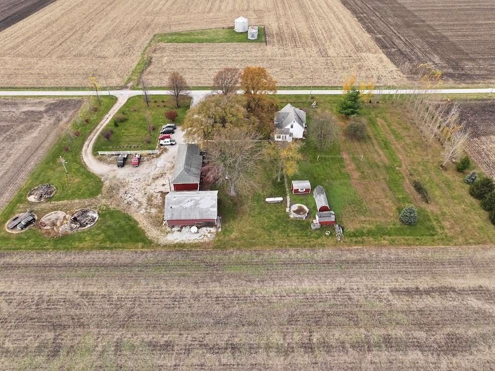 3 Acres of Residential Land with Home for Sale in Tuscola, Illinois
