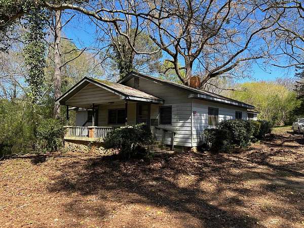 6 Acres of Residential Land with Home for Sale in Athens, Georgia